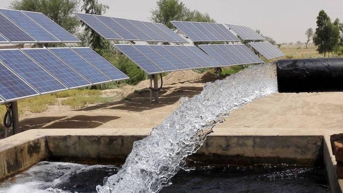 आधे से भी कम कीमत पर मिल रहा सोलर पम्प, (सांकेतिक तस्वीर)