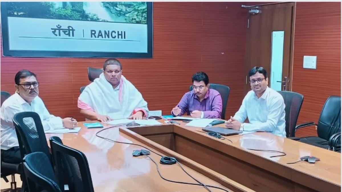 झारखंड के किसानों को उचित कीमत पर उर्वरक की आपूर्ति के लिए घटाया जाए फ्रेट रेट, तीन शहरों में रैक प्वाइंट बनाने की मांग