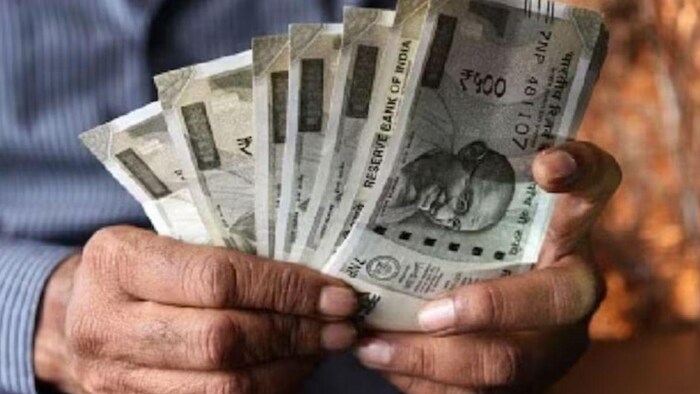 इस किसान परिवार को विभिन्न योजनाओं से मिलते है 62000 रुपये