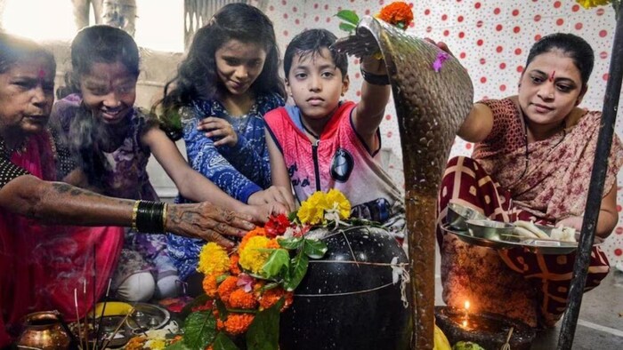 कब है नाग पंचमी, क्यों की जाती है नाग की पूजा