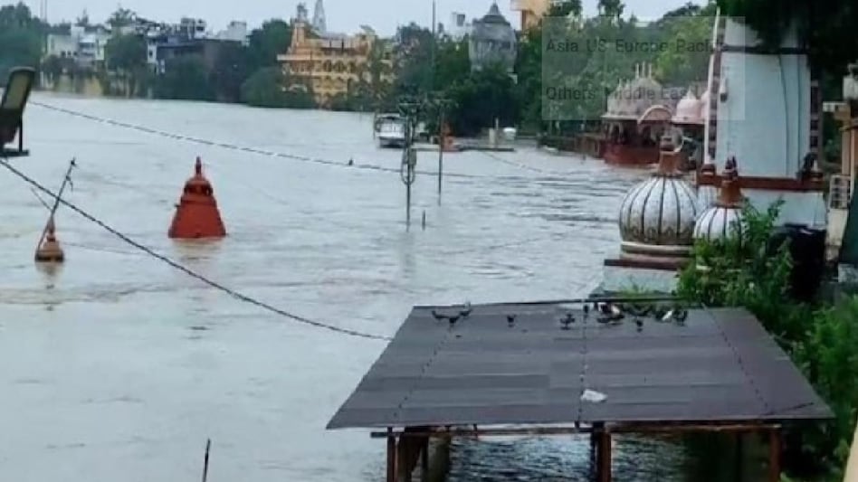 Weather News: देश के कई इलाकों में बारिश-बाढ़ से हाहाकार, रेस्क्यू में लगी NDRF की टीम Weather News: देश के कई इलाकों में बारिश-बाढ़ से हाहाकार, रेस्क्यू में लगी NDRF की टीम