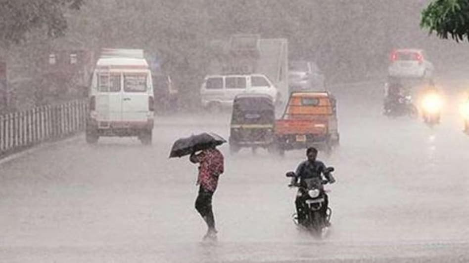 Up Weather Alert: यूपी में भारी बारिश का अलर्ट, 19 से 21 जून तक Imd की चेतावनी 8 Up Weather: यूपी के इन जिलों में भारी बारिश और बज्रपात का रेड अलर्ट जारी, जानें मौसम का पूरा हाल - Up Weather Update Heavy Rain Alert In 30 Districts Of Up