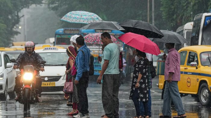 देश के कई राज्यों में भारी बारिश की संभावना है (फोटो साभार-India Today/PTI)