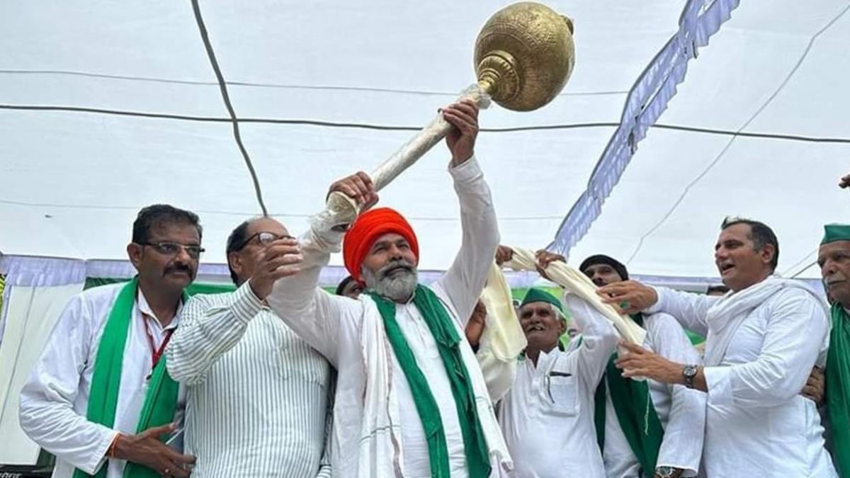 Rakesh Tikait किसान महापंचायत में बोले टिकैत, सरकार ने किसानों को