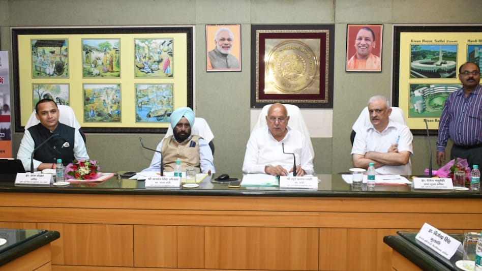 UP के कृषि विश्वविद्यालयों में लागू होगी नई शिक्षा नीति, कृषि मंत्री बोले- देश-विदेश के छात्रों का बदलेगा भविष्य UP के कृषि विश्वविद्यालयों में लागू होगी नई शिक्षा नीति, कृषि मंत्री बोले- देश-विदेश के छात्रों का बदलेगा भविष्य