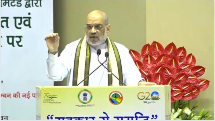 संगोष्ठी को संबोधित करते अमित शाह फोटोः एक्स, अमित शाह