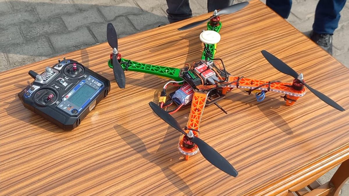 Success Story: बिहार की पहली ड्रोन पायलट बनीं मीनाक्षी, पिता की मदद से हौसले हुए बुलंद