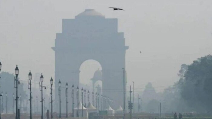 पराली जलाने से बढ़ रहा दिल्ली में प्रदूषण