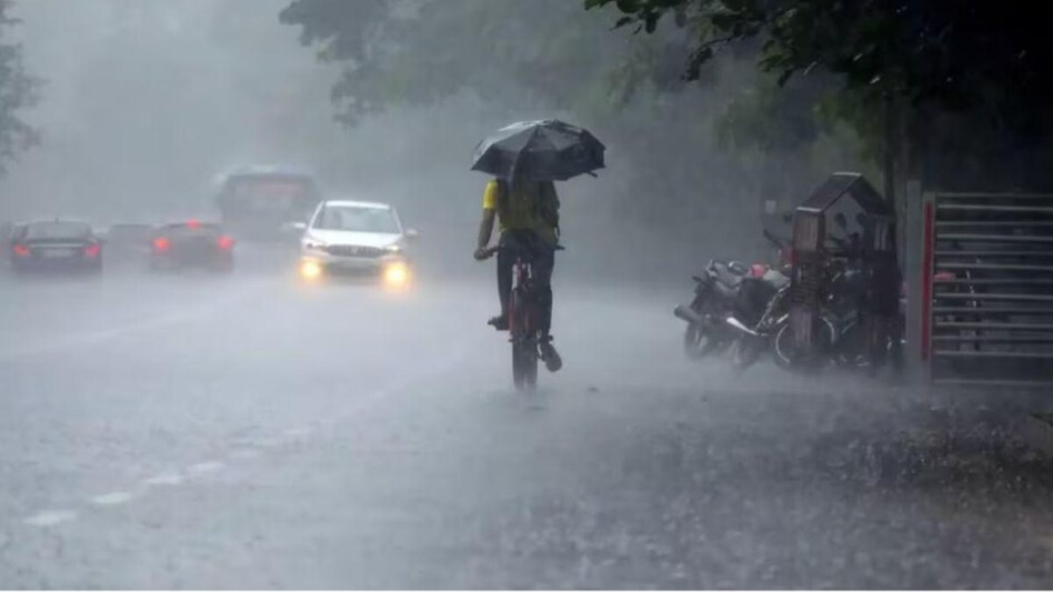 Monsoon Rain: पश्चिम बंगाल, ओडिशा और झारखंड के कई क्षेत्रों में भारी बारिश Monsoon Rain: पश्चिम बंगाल, ओडिशा और झारखंड के कई क्षेत्रों में भारी बारिश