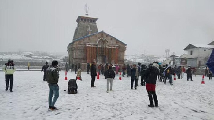 उत्तराखंड और हिमाचल में बर्फबारी शुरू