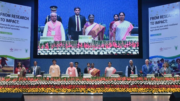 महिला किसानों के लिए कॉन्फ्रेंस