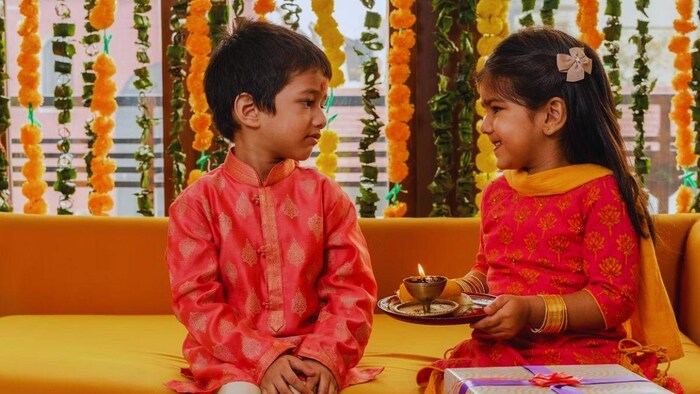 भाई दूज पर भाई को क्यों लगाते हैं तिलक, जानें यहां