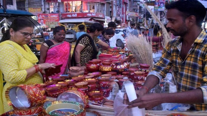 करवा चौथ पर देशभर में 15 हजार से ज्यादा का कारोबार होगा
