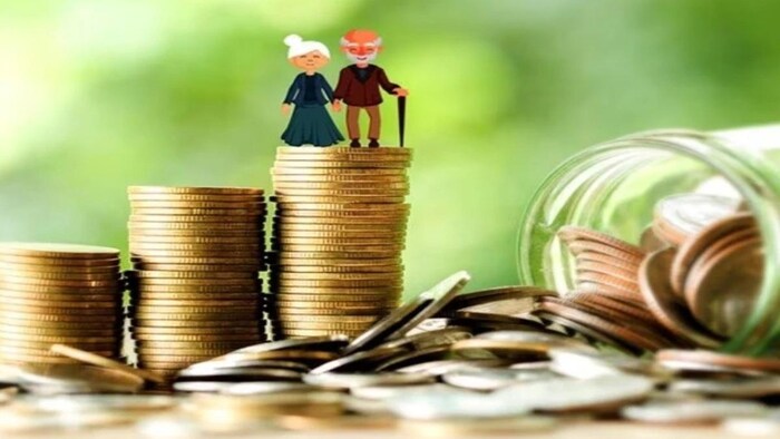 सीनियर सिटीजन सेविंग स्कीम केंद्र सरकार की बुजुर्गों के लिए बचत योजना है.