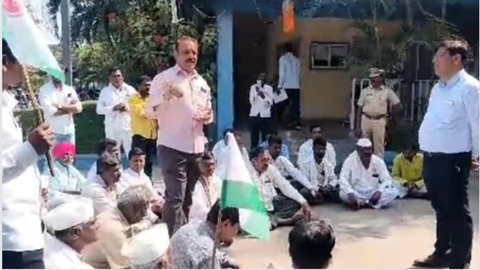 आंदोलन करते किसान फोटोः किसान तक