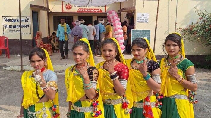 छत्तीसगढ़ में मतदाताओं ने मतदान में बढ़ चढ़ कर हिस्सा लिया, फोटो: साभार, चुनाव आयोग