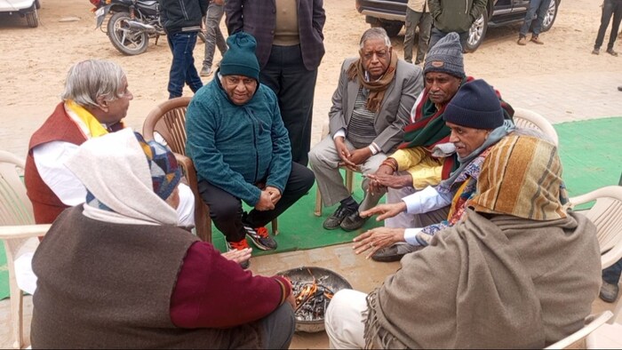 राजस्थान के फतेहपुर में भीषण ठंड और कोहरे का प्रभाव