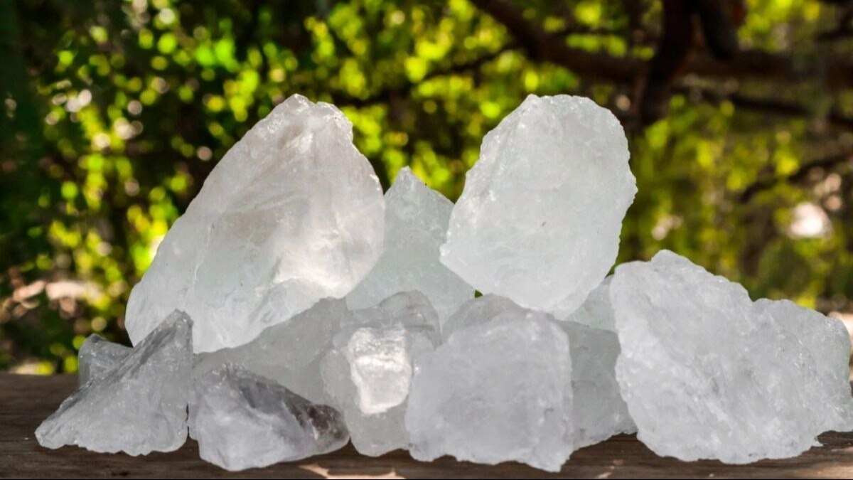 फसलों के लिए रामबाण है फिटकरी