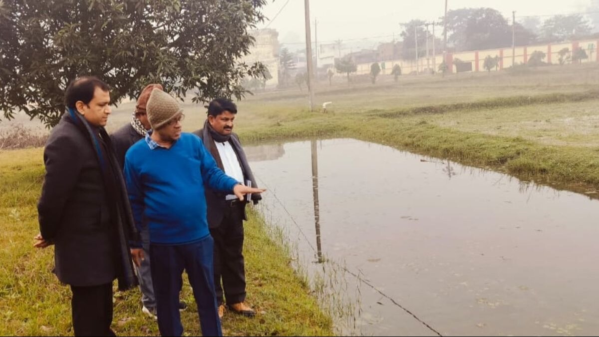बिहार के मखाना किसानों को मिलेगा हर महीने प्रशिक्षण