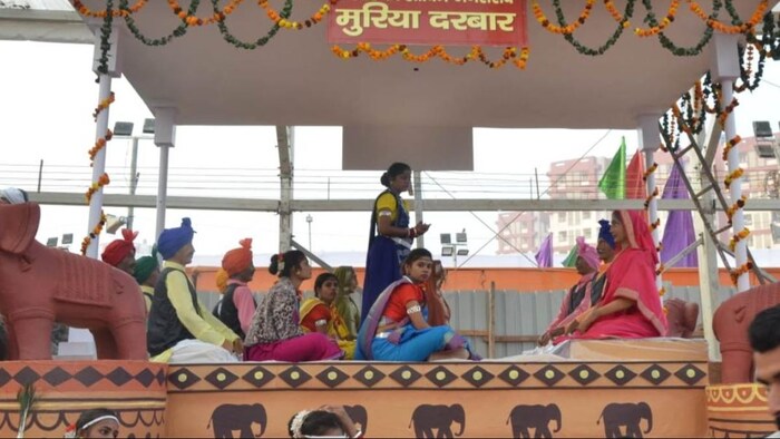 छत्तीसगढ़ की झांकी में ‘बस्तर की आदिम जन संसद: मुरिया दरबार‘ की थीम