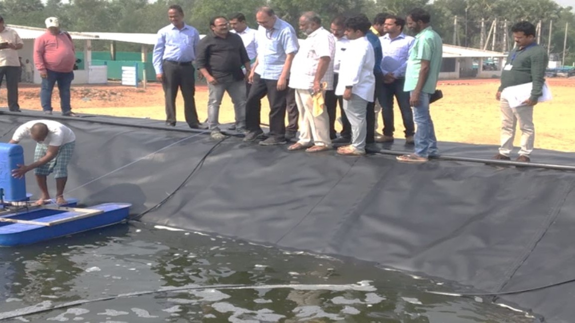 Fisheries मंत्रालय अब मछली पालकों को सिर्फ सरकारी योजनाओं का लाभ ही नहीं ट्रेनिंग भी देगा 