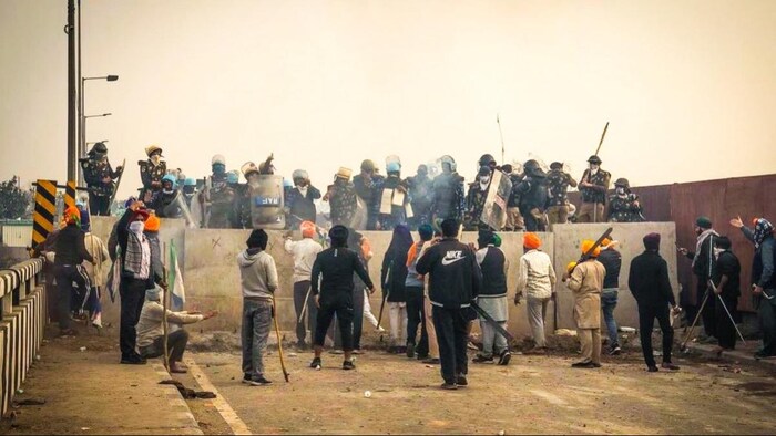 दिल्ली मार्च के दूसरे दिन भी शंभू बॉर्डर पर तनाव