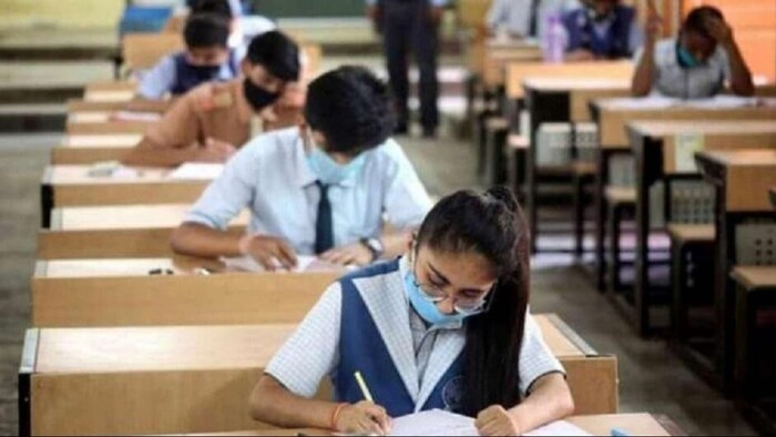 CBSE बोर्ड परीक्षाएं 15 फरवरी से शुरू होंगी.