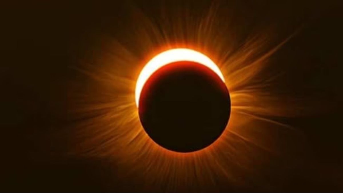 होलो पर लगने वाला है चन्द्र ग्रहण