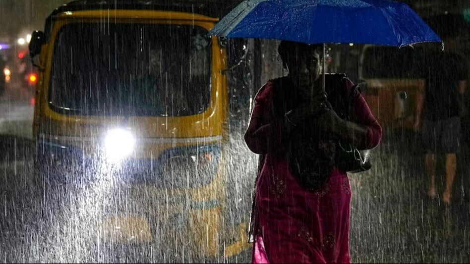 बिहार के 26 जिलों में बारिश का येलो अलर्ट, फसलों के नुकसान की आशंका बिहार के 26 जिलों में बारिश का येलो अलर्ट, फसलों के नुकसान की आशंका