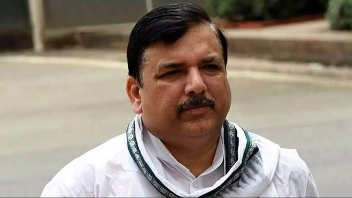 छह महीने बाद जेल से बाहर आए हैं संजय सिंह