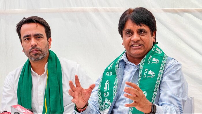 बीएसपी के सांसद मलूक नागर आरएलडी में हुए शामिल