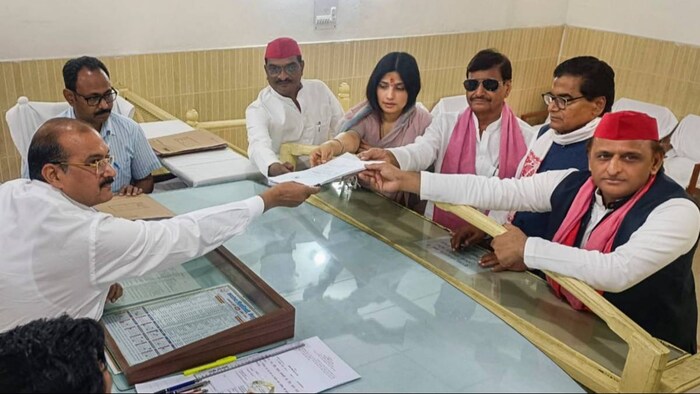 डिंपल यादव ने मैनपुरी से भरा पर्चा