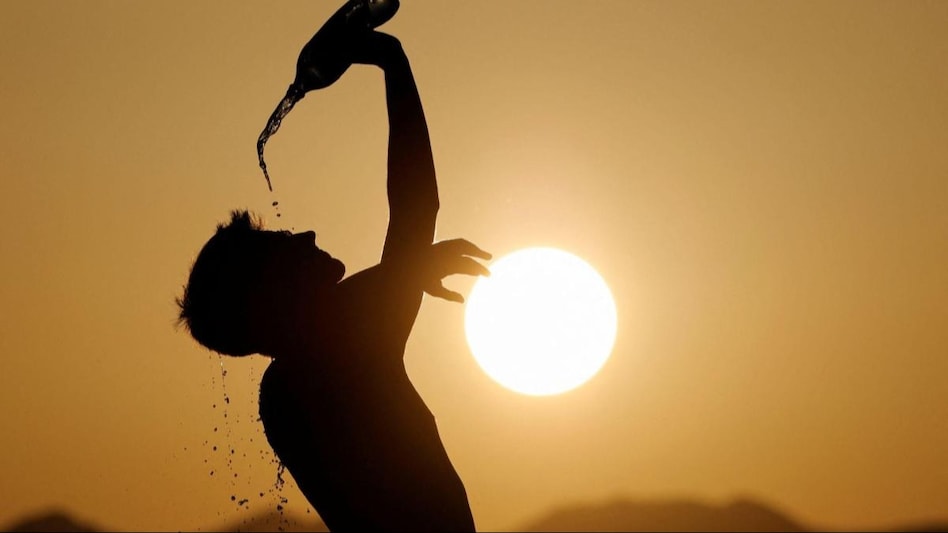 Heatwave Alert: दिल्ली में 16 से चलेगी लू तो पंजाब-हरियाणा में भी सताएगी गर्मी, गुजरात में बारिश के आसार Heatwave Alert: दिल्ली में 16 से चलेगी लू तो पंजाब-हरियाणा में भी सताएगी गर्मी, गुजरात में बारिश के आसार
