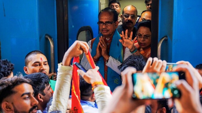 शिवराज सिंह ने विधानसभा से दिया इस्तीफा