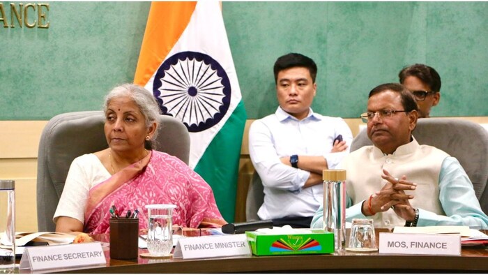 पूरक बजट को लेकर वित्त मंत्री निर्मला सीतारमण और वित्त राज्य मंत्री पंकज चौधरी ने कृषि विशेषज्ञों से बातचीत की