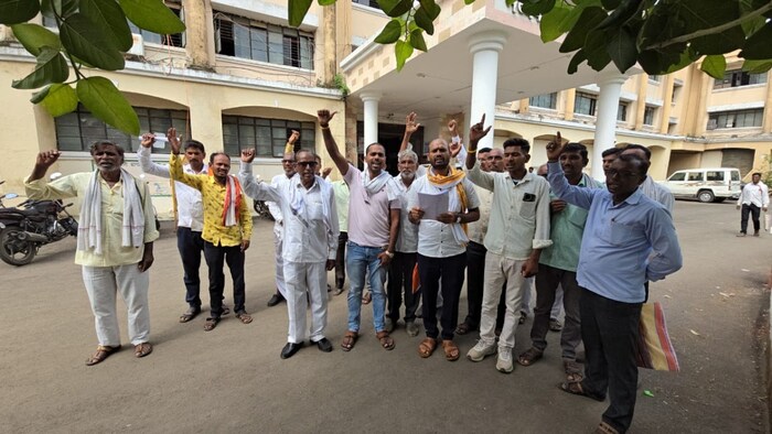 कलगांव के किसान