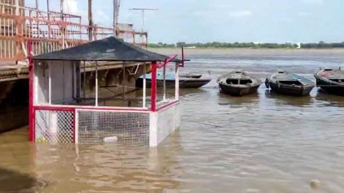 गंगा नदीं के जल स्तर में बढ़ोतरी. (सांकेतिक फोटो)