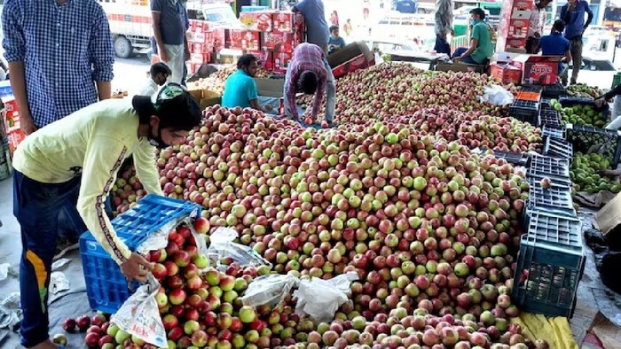 फलों और सब्जियों पर हरियाणा ग्रामीण विकास निधि शुल्क को समाप्त करने की भी घोषणा की गई.