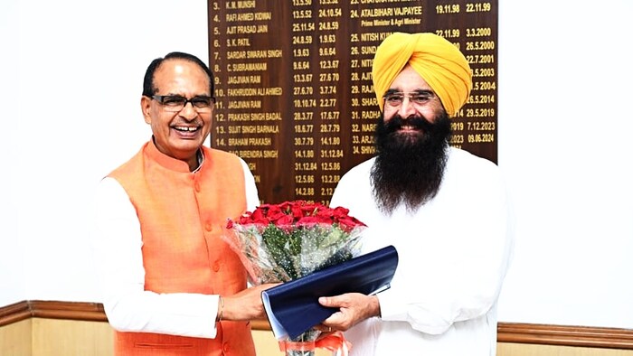 पंजाब के कृषि मंत्री गुरमीत सिंह खुदियां केंद्रीय कृषि मंत्री शिवराज सिंह चौहान से मिले.