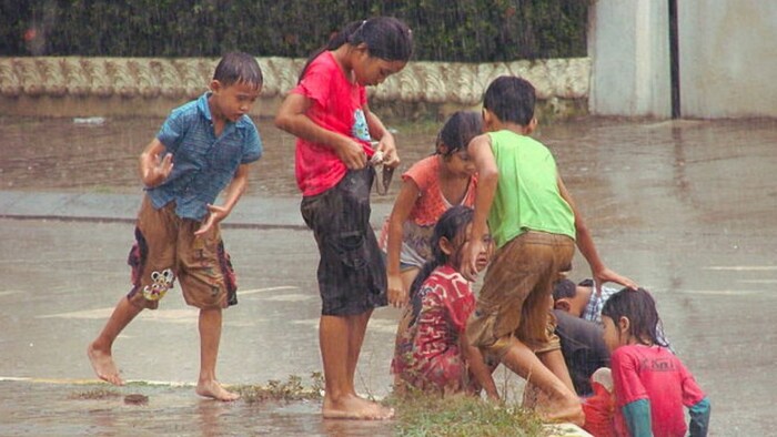 मॉनसून में बच्चों का ऐसे रखें ध्यान