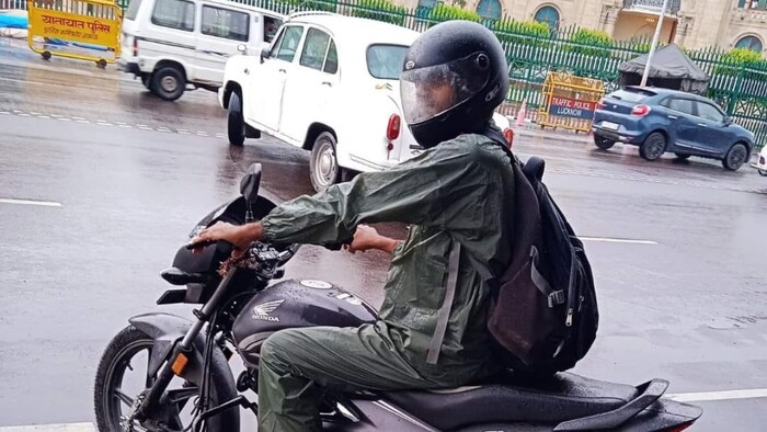 नोएडा से लेकर लखनऊ तक यूपी के 30 से ज्यादा जिलों में होगी खूब बारिश (Photo-Kisan Tak)