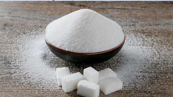 चीनी-नमक में भारी मात्रा में माइक्रोप्लास्टिक मौजूद (सांकेतिक तस्वीर)