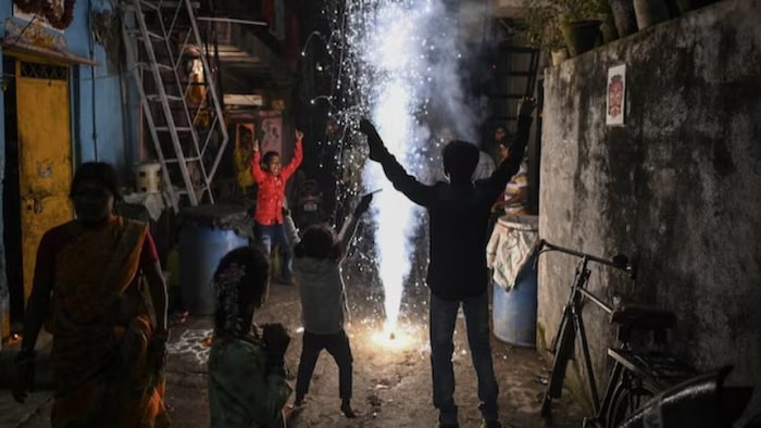 आ गया फैसला! दिल्ली में पटाखे फोड़ने के लिए बड़ी खबर