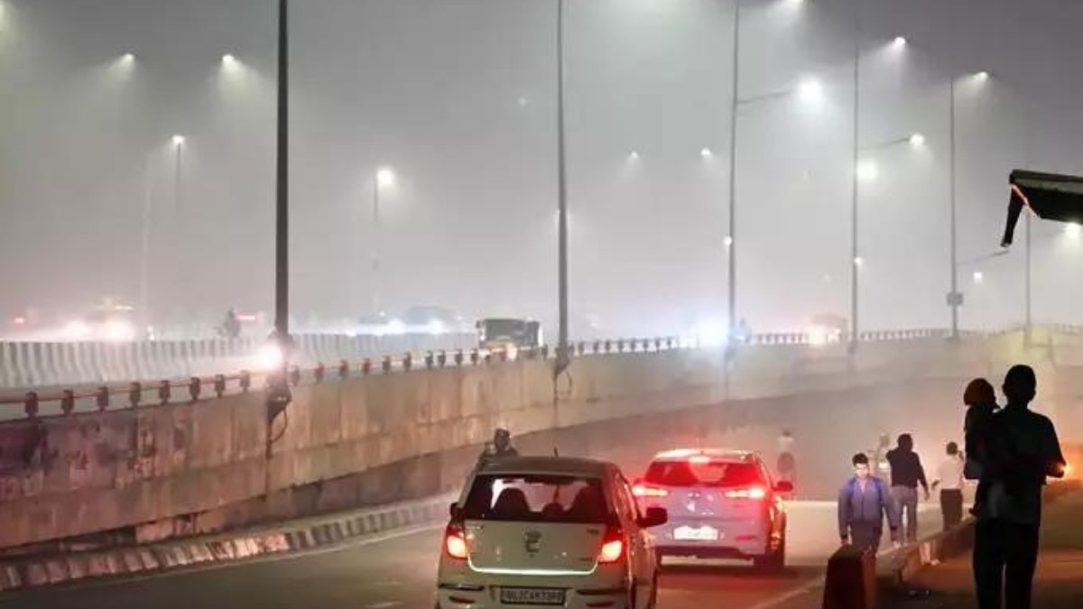 दिवाली पर यूपी का मौसम पूरी तरह बदल गया है. (File Photo)