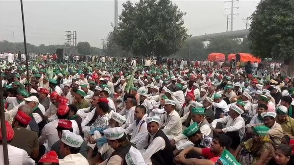 ग्रेटर नोएडा प्राधिकरण पर किसानों का हल्ला बोल, महापंचायत में उमड़े हजारों किसान ग्रेटर नोएडा प्राधिकरण पर किसानों का हल्ला बोल, महापंचायत में उमड़े हजारों किसान
