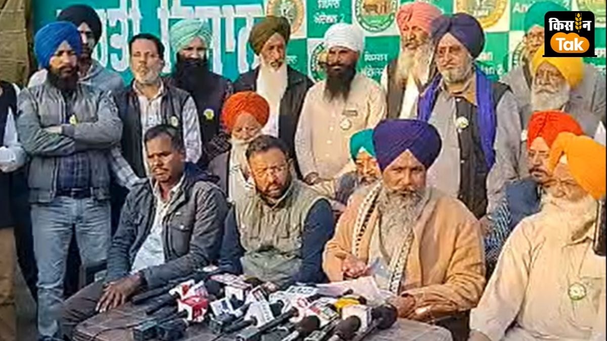 सरवन सिंह पंढेर ने कहा कि कल किसानों का पहला जत्था दिल्ली रवाना होगा.