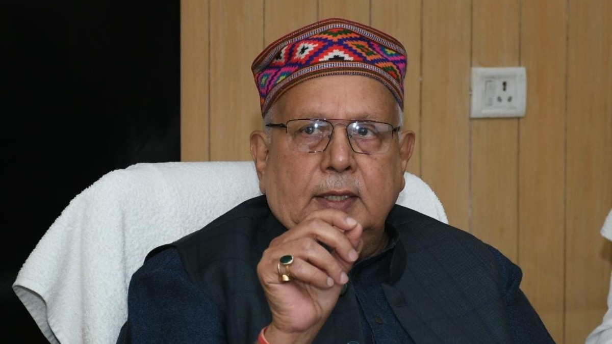 UP के कृषि मंत्री सूर्य प्रताप शाही ने अधिकारियों की लगाई फटकार, जानिए क्या है वजह?
