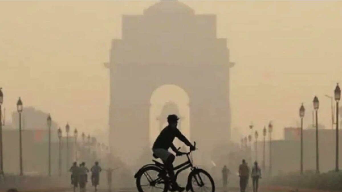 3 दिन मध्यम रहने के बाद दिल्ली की फिर खराब होने लगी हवा, AQI 219 के पार पहुंचा 