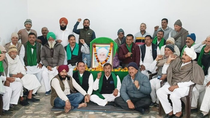 A group of farmers will reach Anil Vij's residence