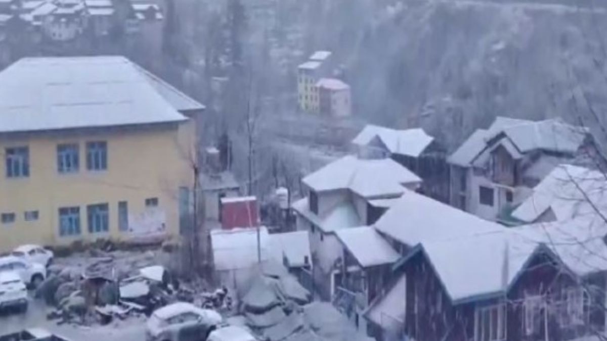 Snowfall doda bhalesa